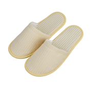 Dép bông êm ái dùng trong khách sạn và resort